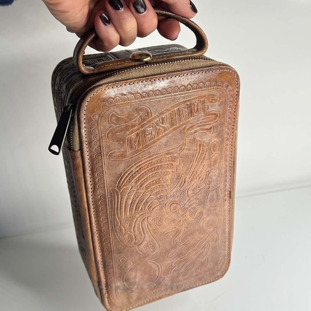Vintage Mexico Hand Tooled Leather Toiletry Dopp Bag Clutch Handle Bag